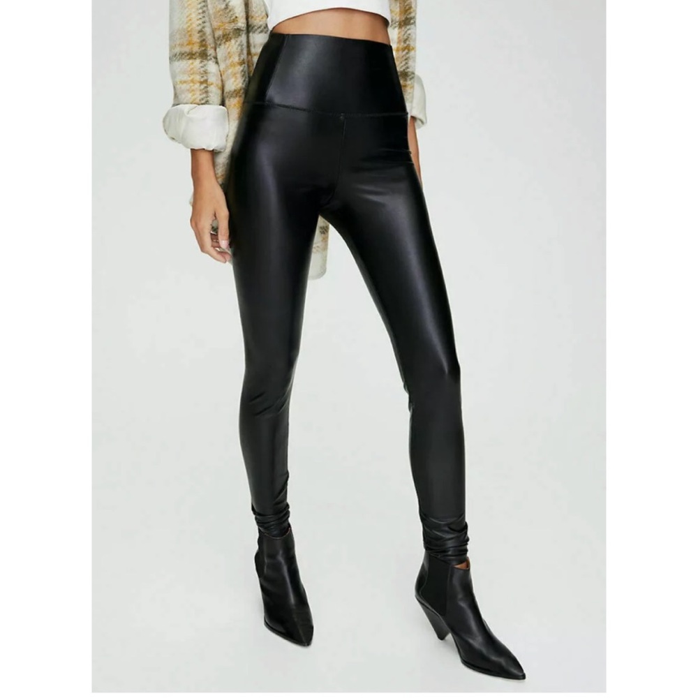 Aritzia Wilfred Free Daria Black Vegan Leather Leggings